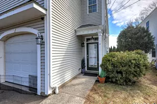 12 Landin St, Woodbridge, CT 06525 - Photo 4