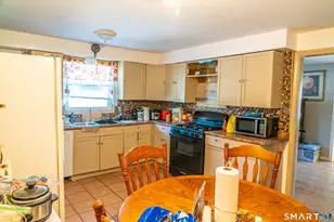 12 Francis Ave, Hamden, CT 06517 - Photo 8