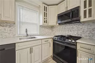 51 Plattsville Ave, Norwalk, CT 06851 - Photo 8