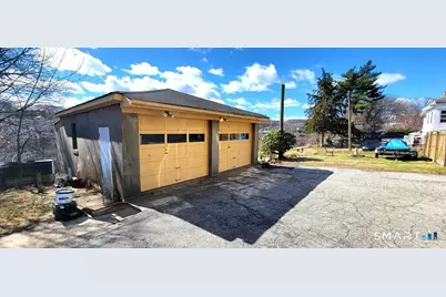 2784 East Main Street, Waterbury, CT 06705 - Photo 8