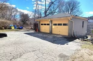 2784 E Main St, Waterbury, CT 06705 - Photo 6