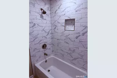 41 1/2 Cedar Crest Place #B, Norwalk, CT 06854 - Photo 4