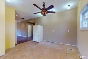 99 Maple St, Wethersfield, CT 06109 - Photo 10