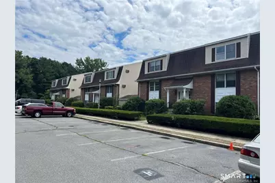 302 Boston Post Road #14, Waterford, CT 06385 - Photo 2