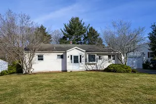11 Highland Park Dr, Danbury, CT 06811 - Photo 1
