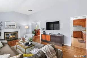 7 Gray Squirrel Dr, Norwalk, CT 06850 - Photo 6