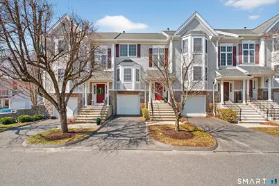 1502 Pinnacle Way #1502, Danbury, CT 06811 - Photo 2