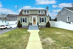 76 Luther St, Bridgeport, CT 06606 - Photo 2