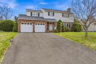 131 Oxbow Dr, Meriden, CT 06450 - Photo 1