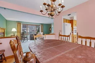 131 Oxbow Dr, Meriden, CT 06450 - Photo 8