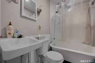 186 S Main St, Suffield, CT 06078 - Photo 16