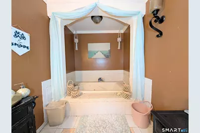 105 Washington Terrace, Bridgeport, CT 06604 - Photo 18