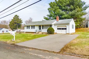 9 Empire Ave, Meriden, CT 06450 - Photo 2