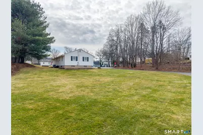 9 Empire Avenue, Meriden, CT 06450 - Photo 4