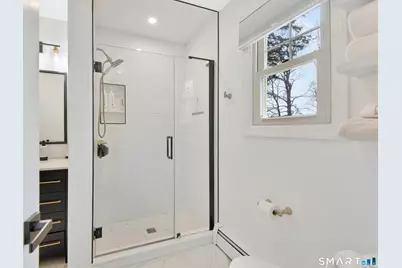 17 College Street, Old Saybrook, CT 06475 - Photo 18
