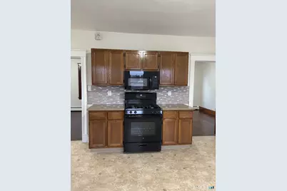 18 Carmody Street #2, New Britain, CT 06053 - Photo 2