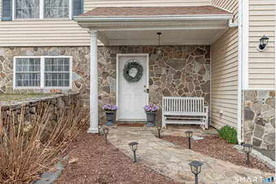 31 Parkwood Avenue, Waterbury, CT 06708 - Photo 2