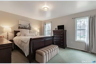 31 Parkwood Avenue, Waterbury, CT 06708 - Photo 12