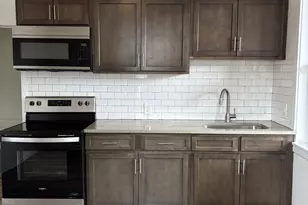 110 Rockwell Ave, New Britain, CT 06051 - Photo 4