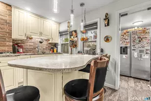 16 Cole St, Bridgeport, CT 06604 - Photo 6