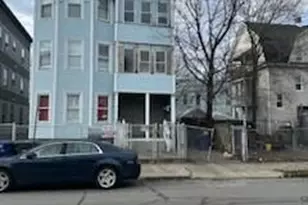 481 Hollister Ave, Bridgeport, CT 06607 - Photo 6