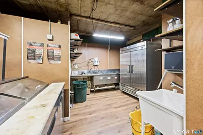 212 Frost Road, Waterbury, CT 06705 - Photo 12