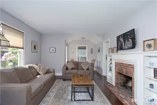 136 Center St, Stamford, CT 06906 - Photo 4