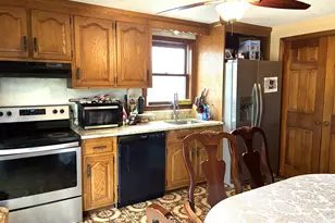 53 Laurelwood Dr, East Lyme, CT 06357 - Photo 8