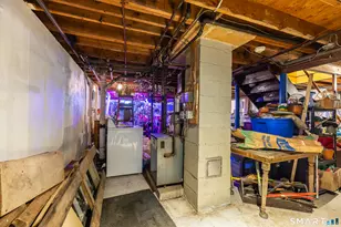 130 Holroyd St, Bridgeport, CT 06606 - Photo 18