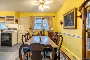 130 Holroyd St, Bridgeport, CT 06606 - Photo 6