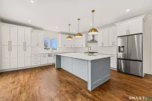 41 Crown View Dr, Monroe, CT 06468 - Photo 4