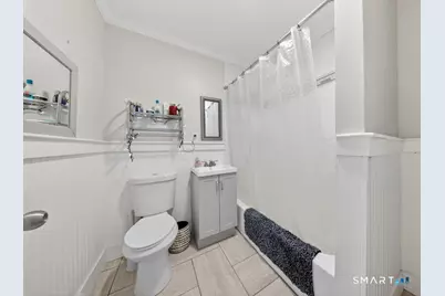 1389 Pembroke Street, Bridgeport, CT 06608 - Photo 10