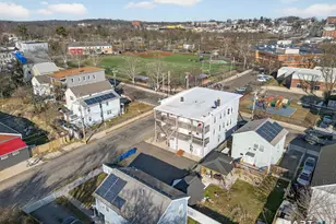 1389 Pembroke St, Bridgeport, CT 06608 - Photo 18