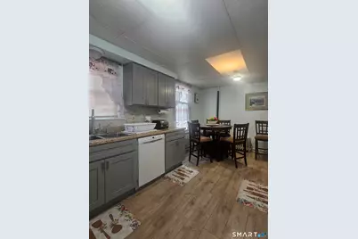 53-55 Laurel Street #53, Manchester, CT 06040 - Photo 4