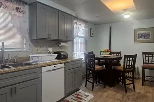 53 Laurel St, Manchester, CT 06040 - Photo 4