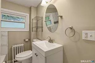 24 Guerney Ave, Meriden, CT 06451 - Photo 16