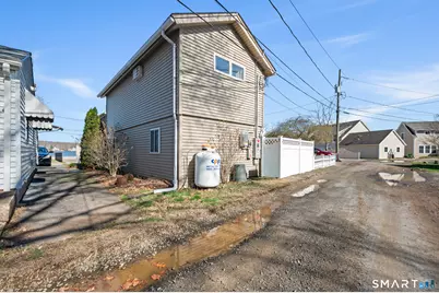 7 West Avenue, East Hampton, CT 06424 - Photo 36