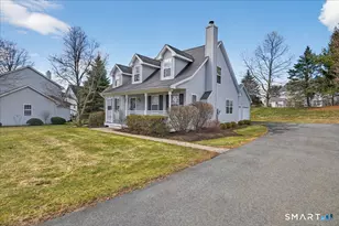 166 Palomino Pass, Trumbull, CT 06611 - Photo 34