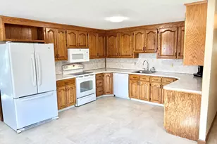 10 Richard Rd, Vernon, CT 06066 - Photo 4