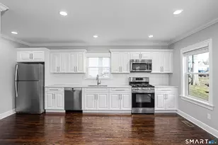 65 Mason St, Fairfield, CT 06825 - Photo 6