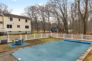 36 Bittersweet Dr, Ledyard, CT 06335 - Photo 34