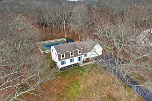 36 Bittersweet Dr, Ledyard, CT 06335 - Photo 2