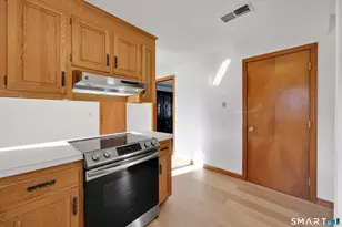 144 Lexington Rd, Glastonbury, CT 06033 - Photo 18