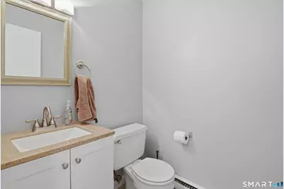 14 Redwood Court #14, Cromwell, CT 06416 - Photo 12