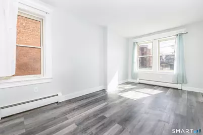 19 Edgewood Street, Hartford, CT 06112 - Photo 10