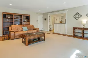 9 Tamarack Pl, Greenwich, CT 06831 - Photo 6