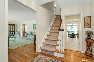 9 Tamarack Pl, Greenwich, CT 06831 - Photo 4