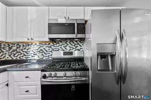 59 Pine St, Hamden, CT 06514 - Photo 10