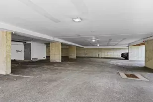 132 Bennett St, Bridgeport, CT 06605 - Photo 26