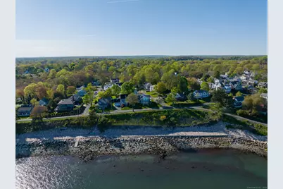 125 Ridgewood Drive, Milford, CT 06460 - Photo 32